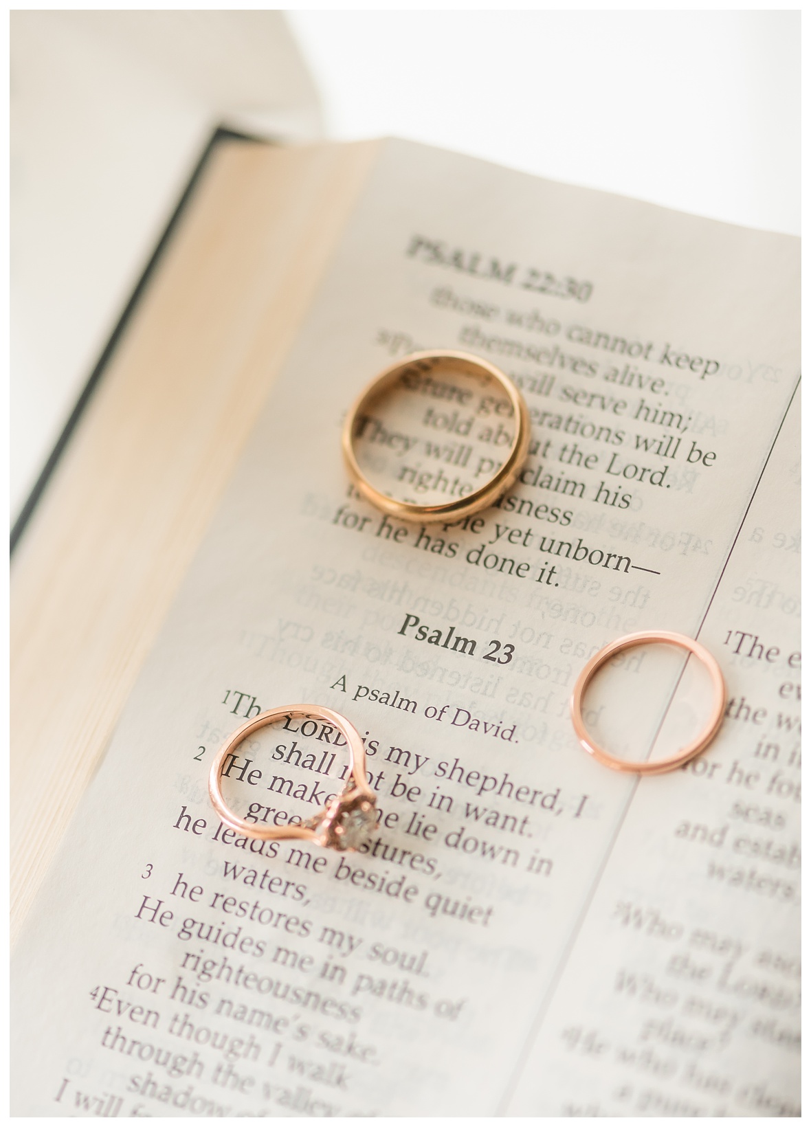 Psalm 32 with wedding rings