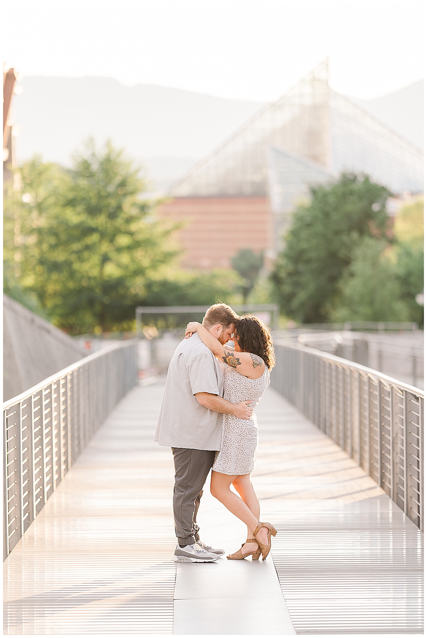 Chattanooga Downtown Engagement Pictures