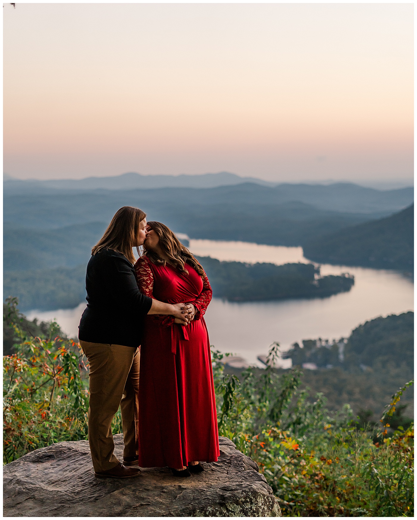 Lookout Mountain Engagement Kissing Couple