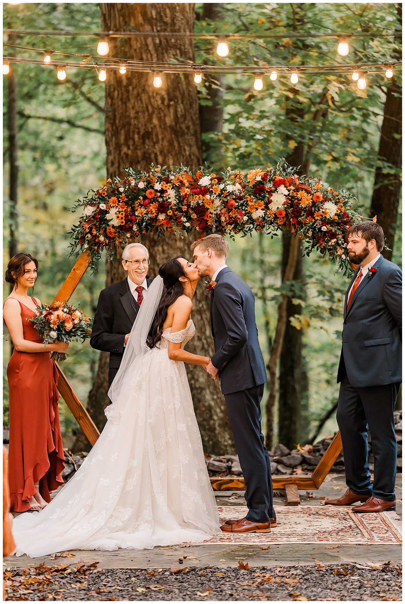 Oakleaf Cottage Wedding the Kiss Fall Colors