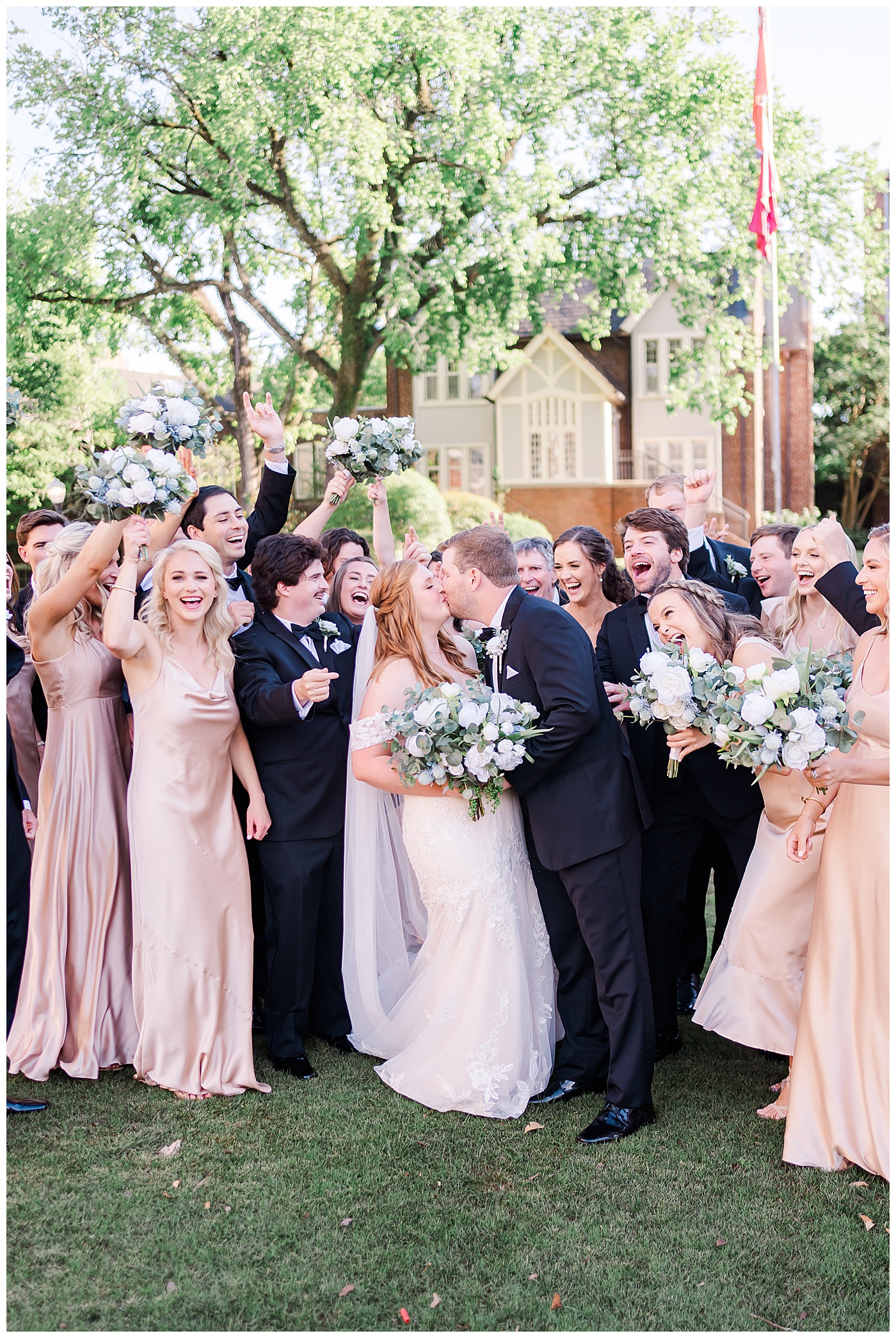 Baylor School Bridal Party and Couple