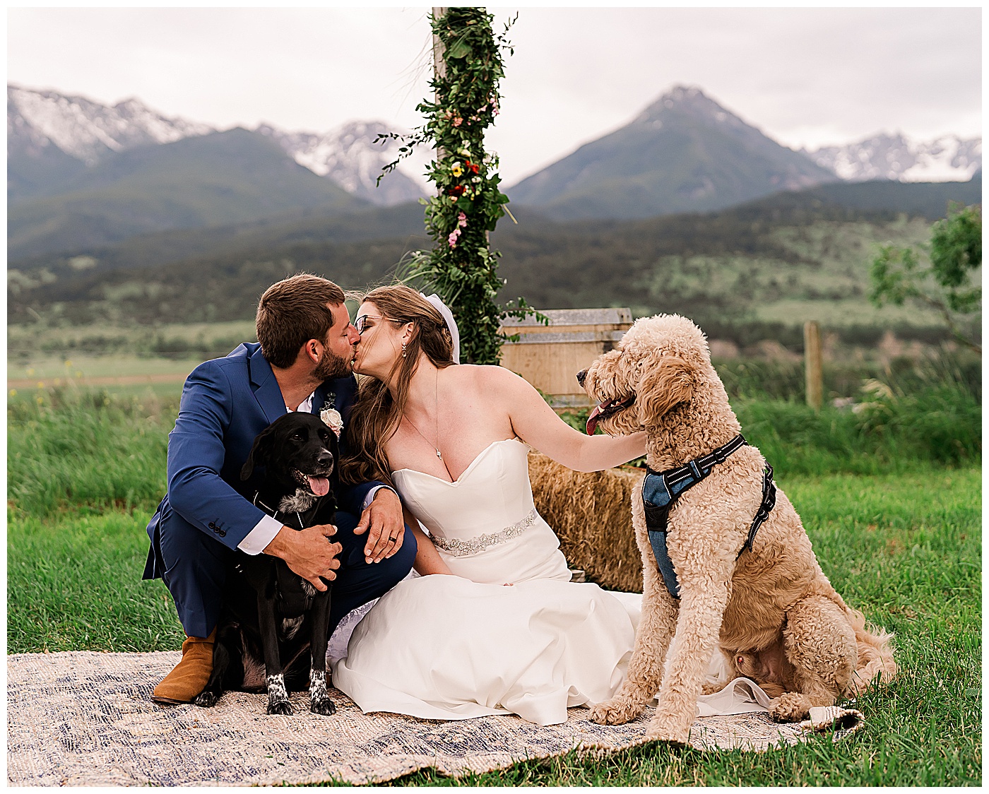 Montana Wedding Kissing Couple with Dogs