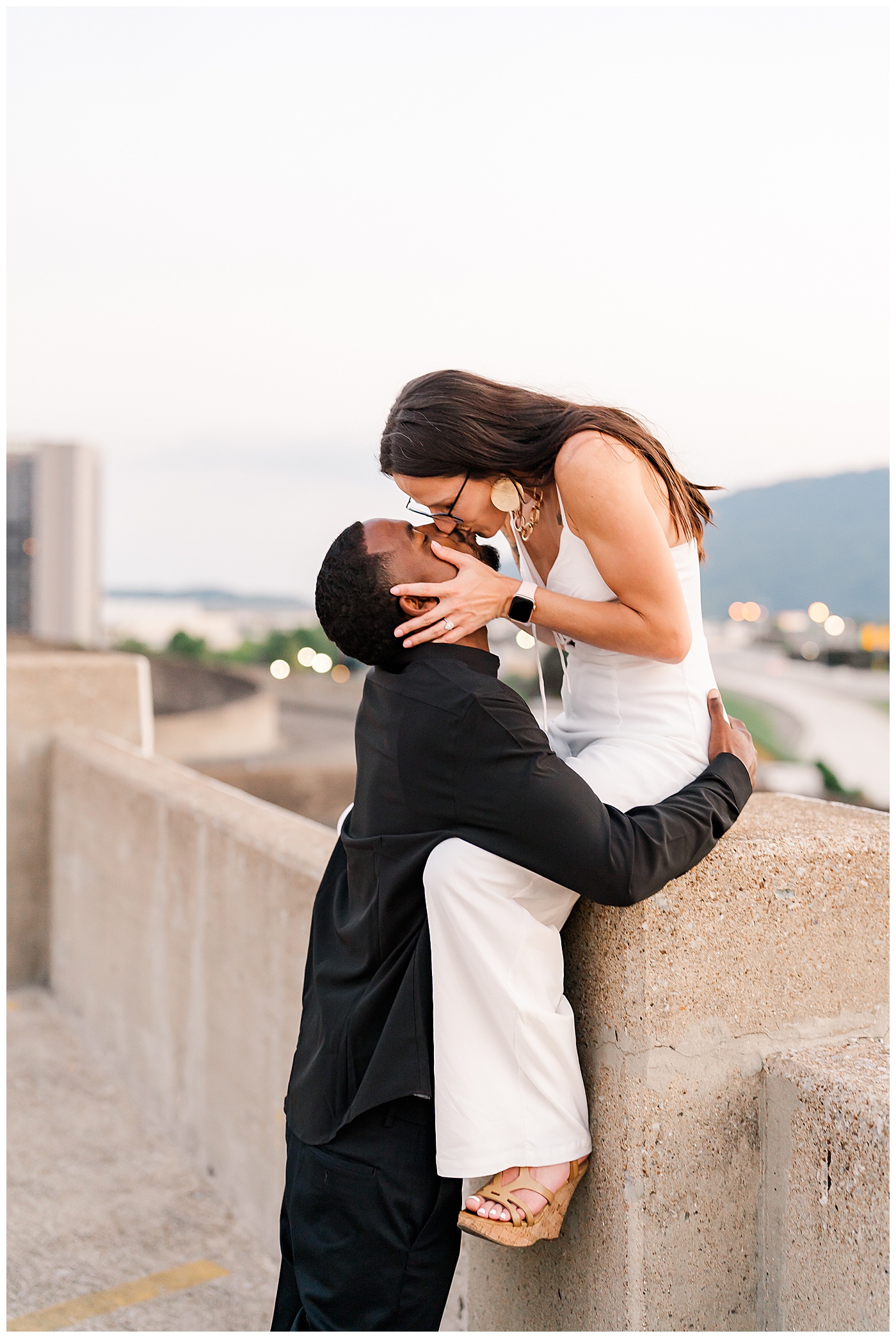 Kissing Couple Downtown Chattanooga Engagement 