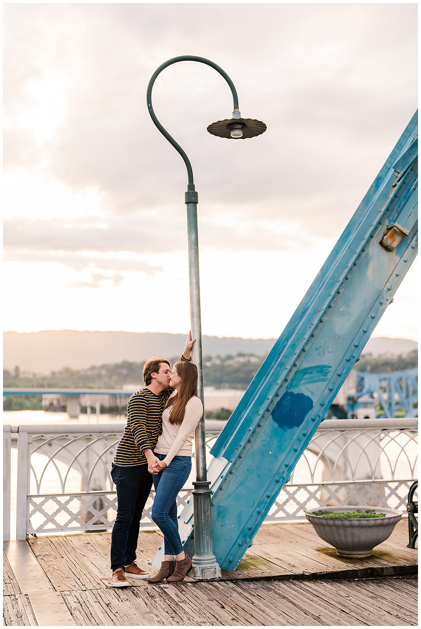Kissing Couple Engagement Chattanooga