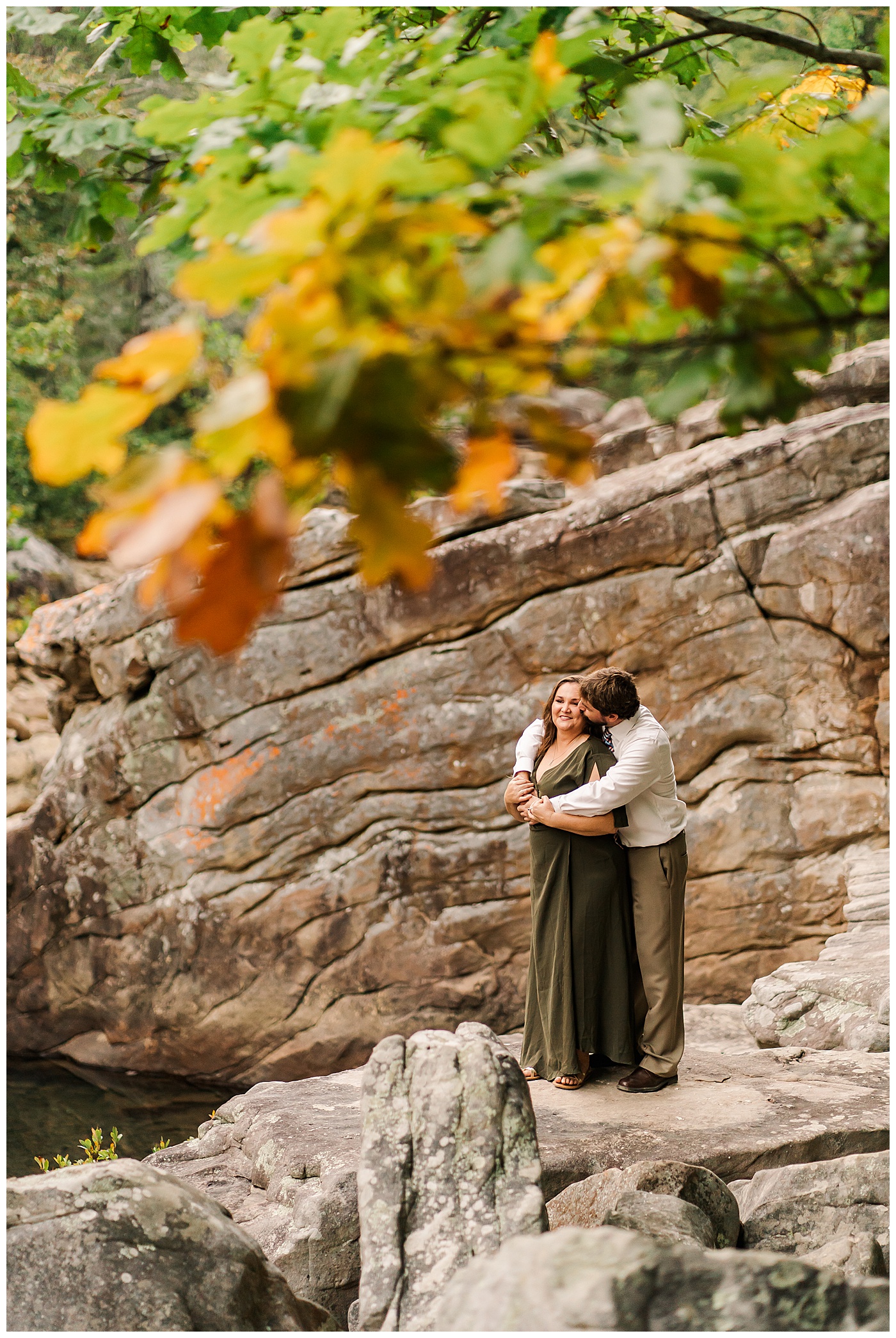 Chattanooga Fall Engagement Photos the Kissing Couple