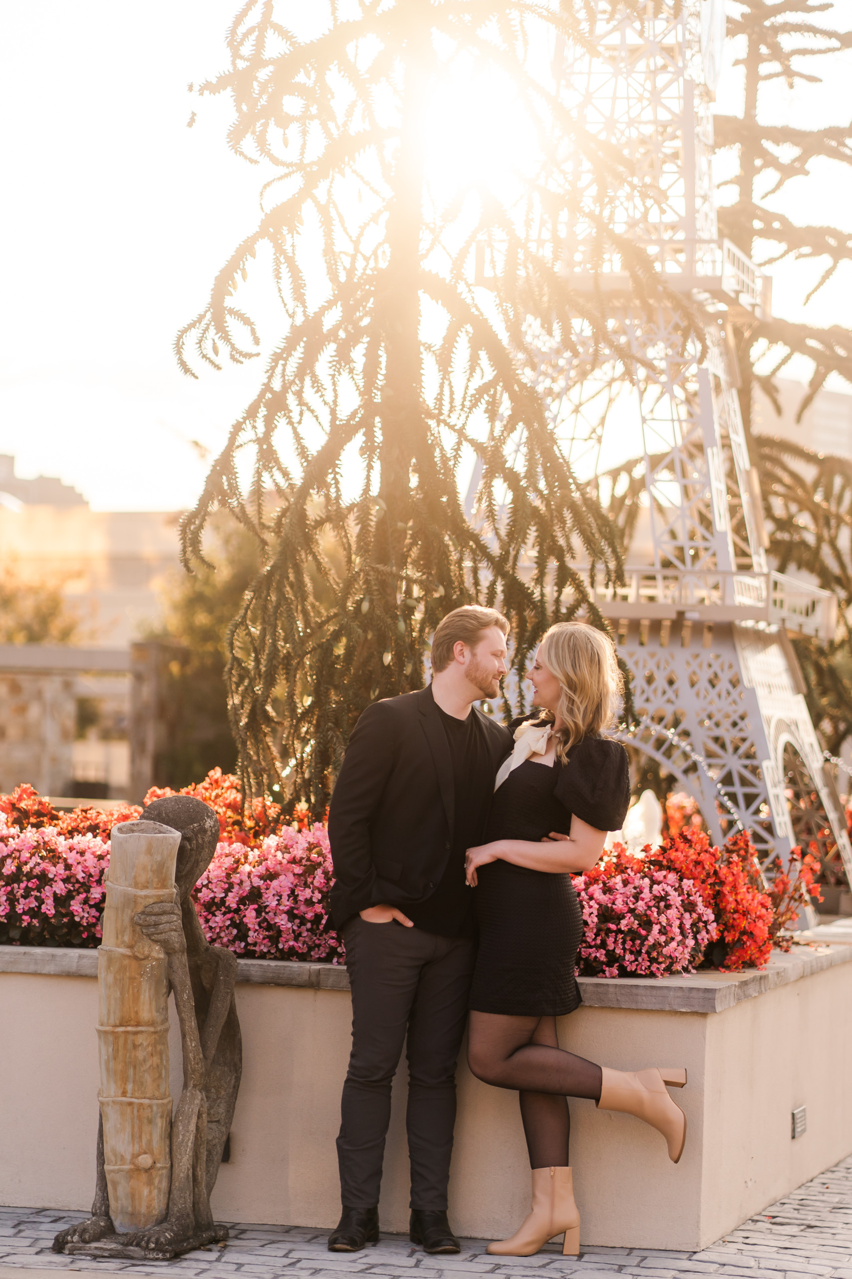 Downtown Chattanooga Smiling Engagement