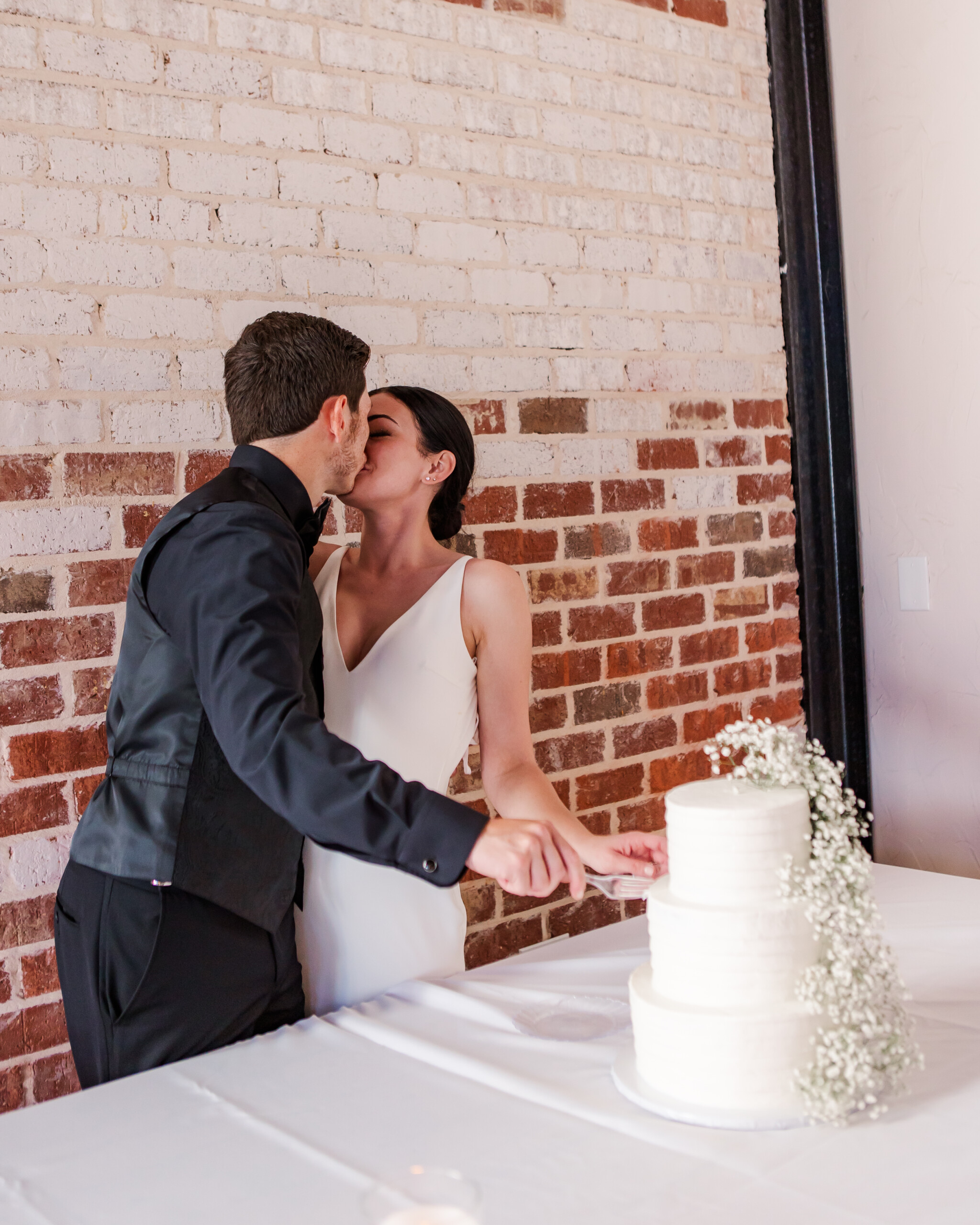 The Loft at Howe Farms Wedding