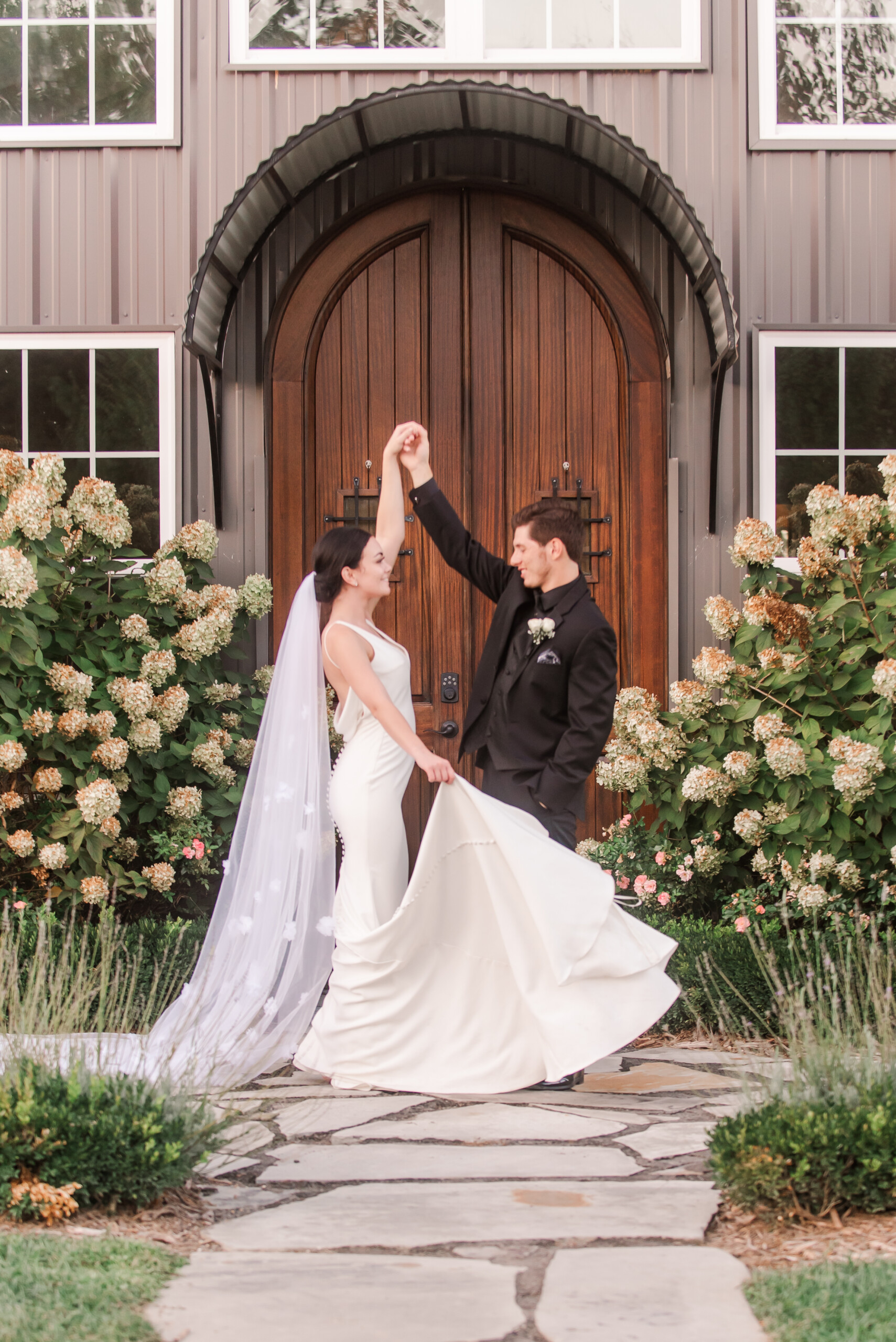 The Loft at Howe Farms Wedding