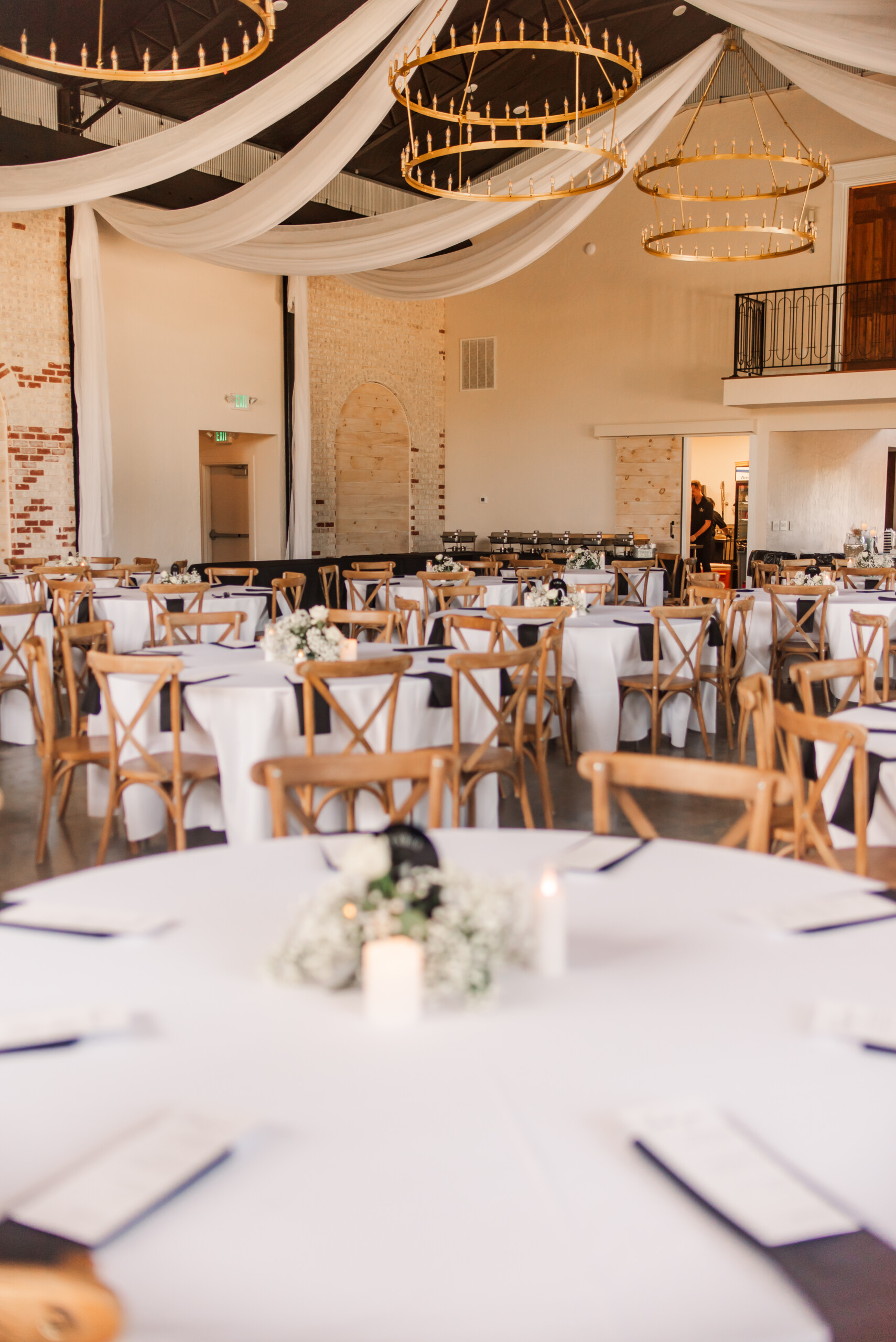 The Loft at Howe Farms Wedding Details