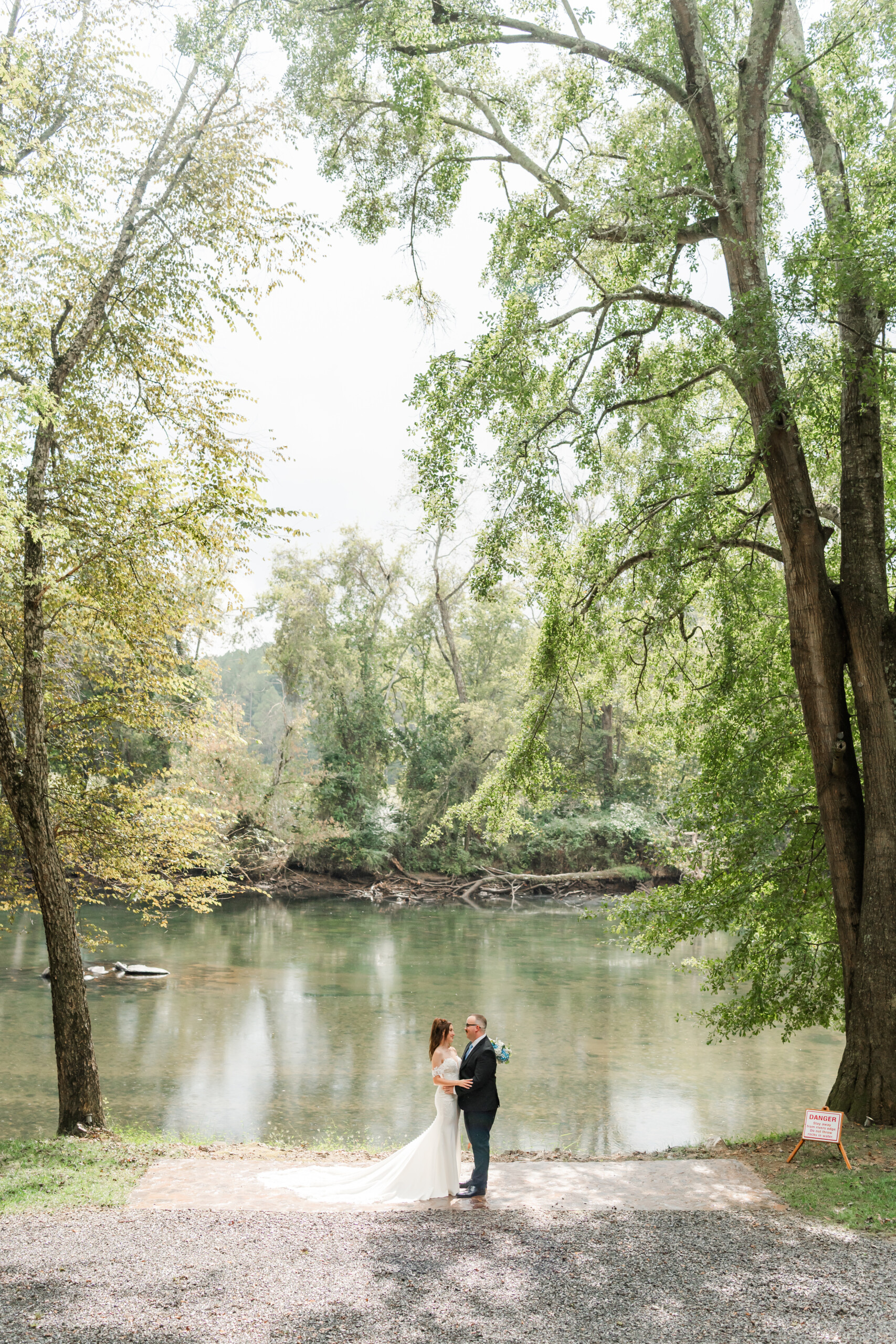 Hiwassee River Wedding