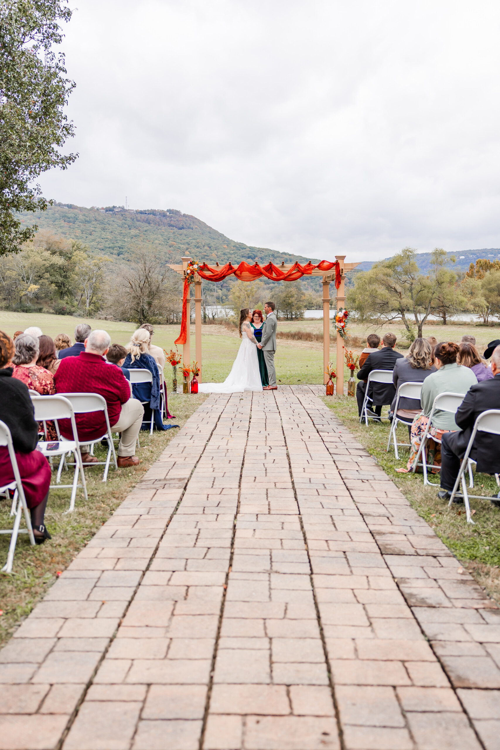 Tennessee River Place Wedding